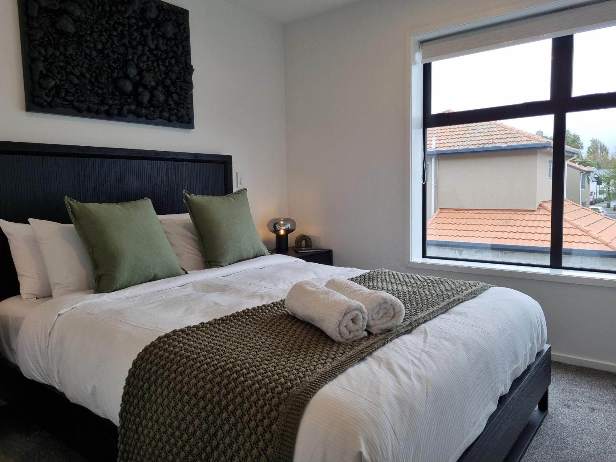 Cloud Nine Elegant Escape Awaits Apartment Christchurch Luaran gambar