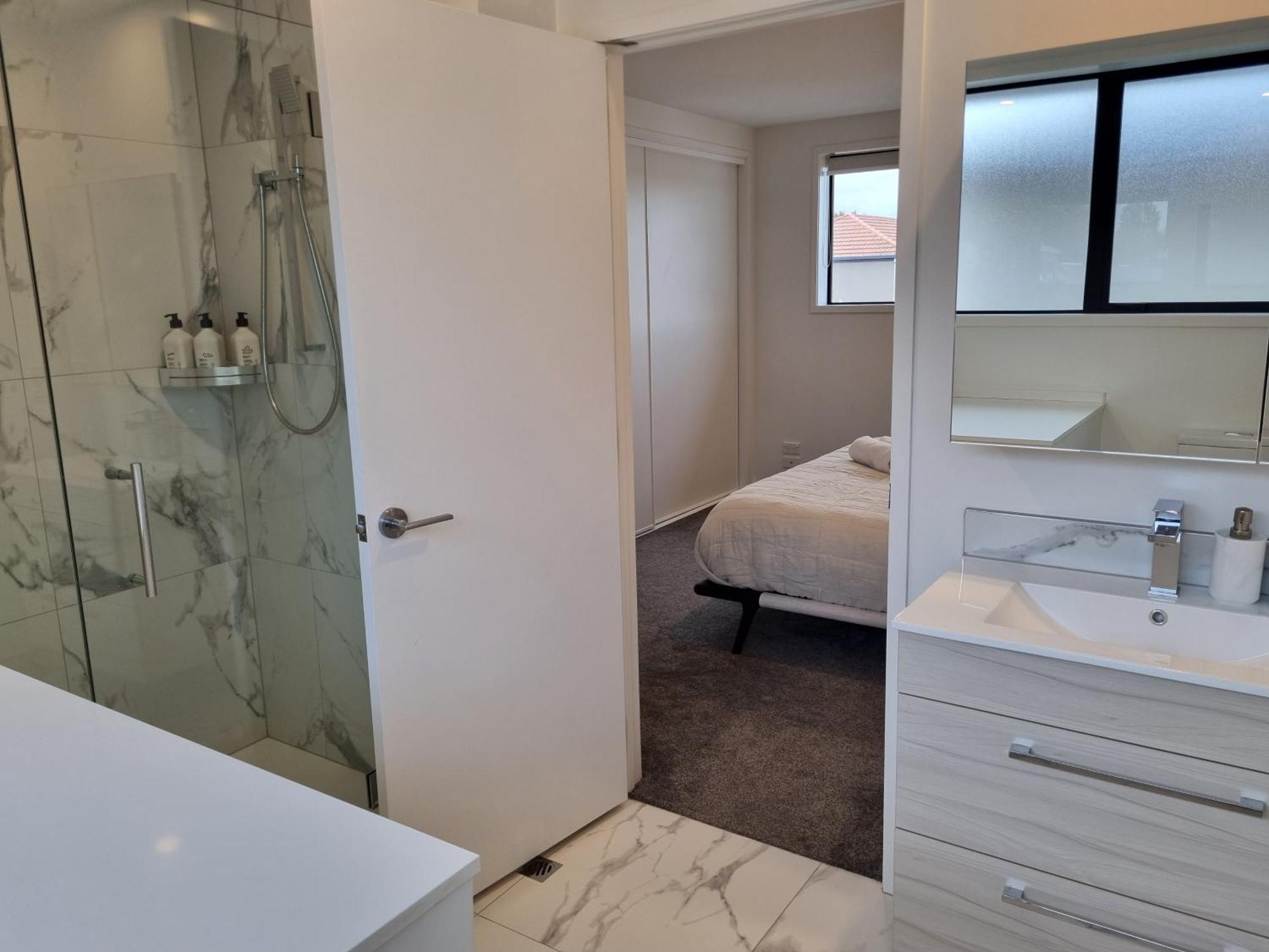Cloud Nine Elegant Escape Awaits Apartment Christchurch Luaran gambar