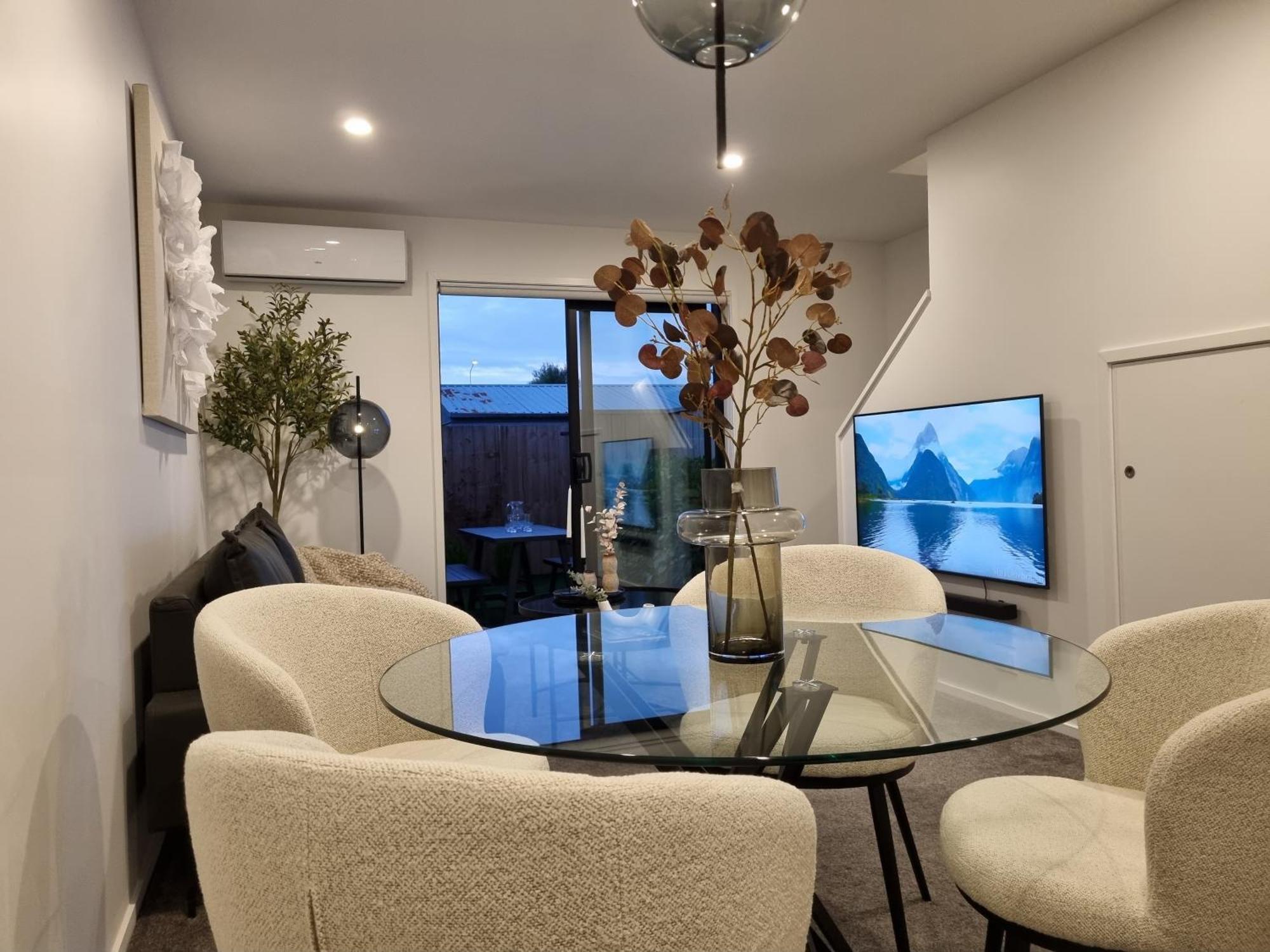 Cloud Nine Elegant Escape Awaits Apartment Christchurch Luaran gambar