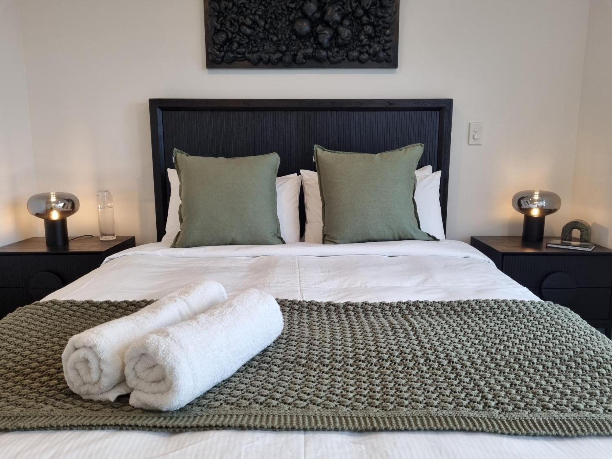 Cloud Nine Elegant Escape Awaits Apartment Christchurch Luaran gambar