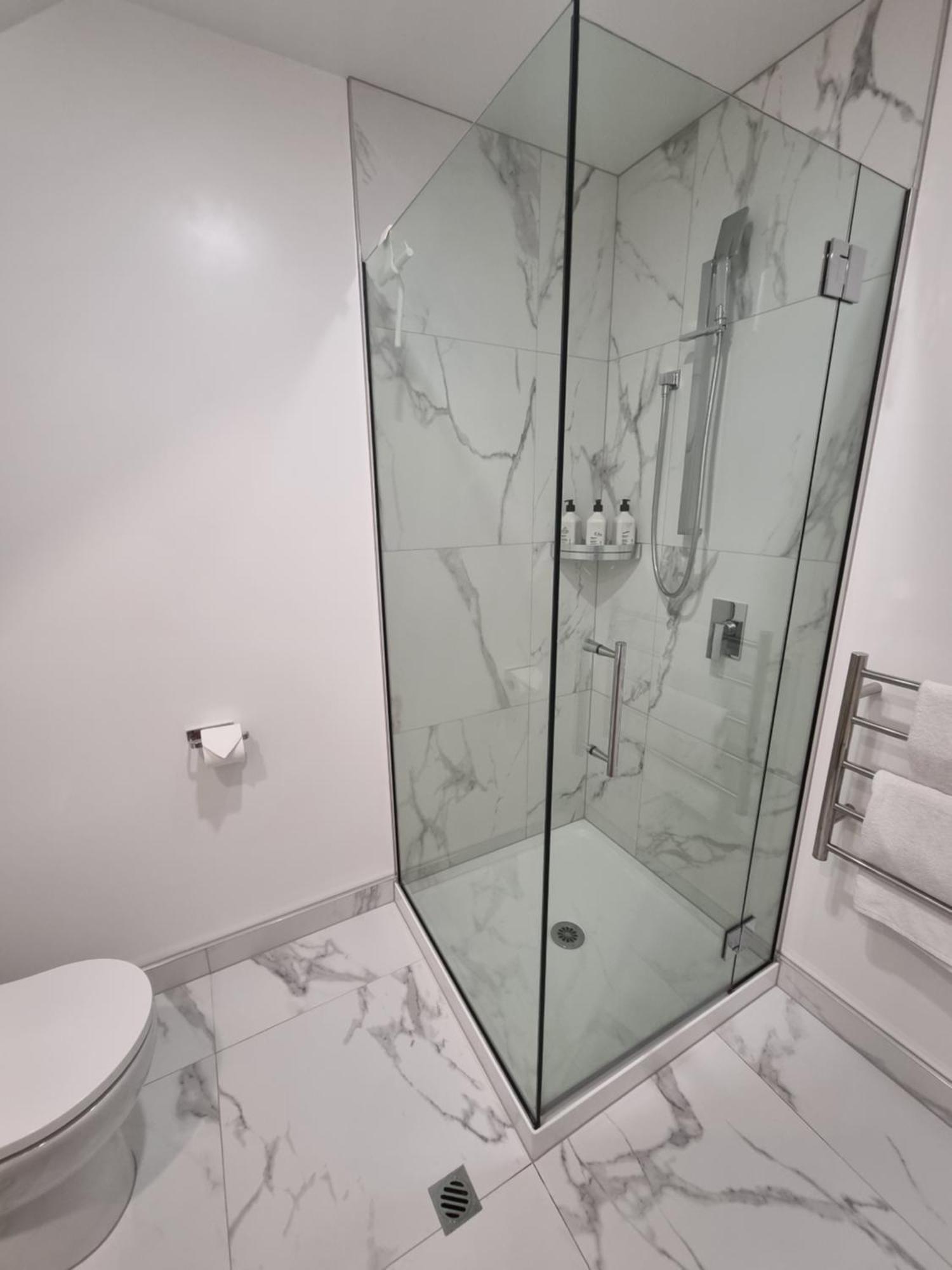 Cloud Nine Elegant Escape Awaits Apartment Christchurch Luaran gambar