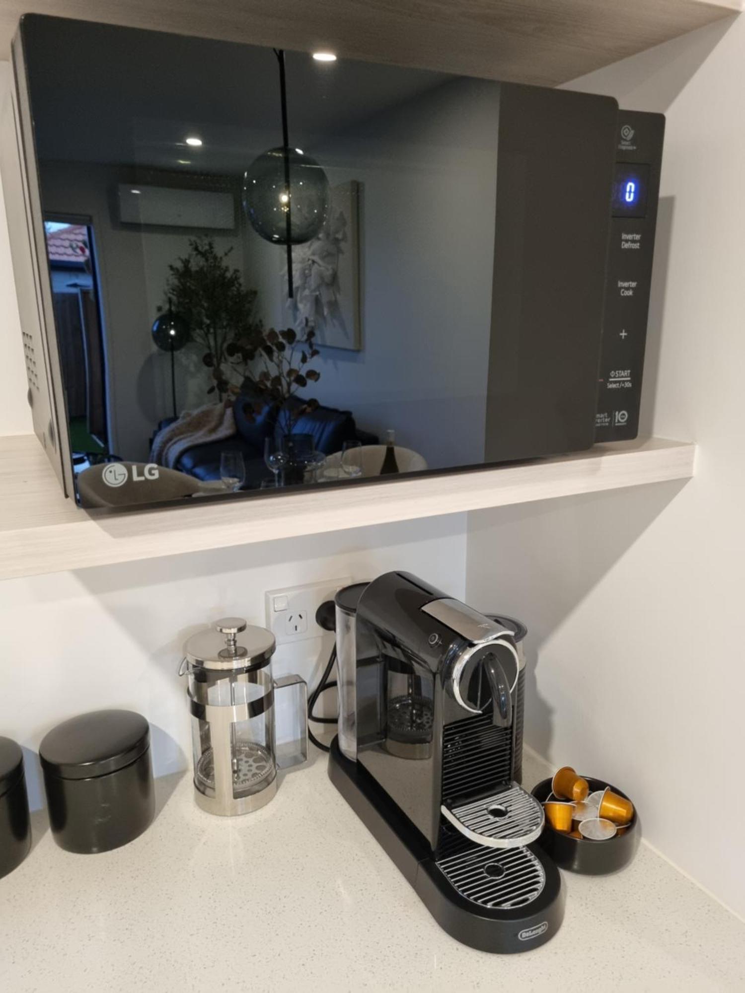 Cloud Nine Elegant Escape Awaits Apartment Christchurch Luaran gambar
