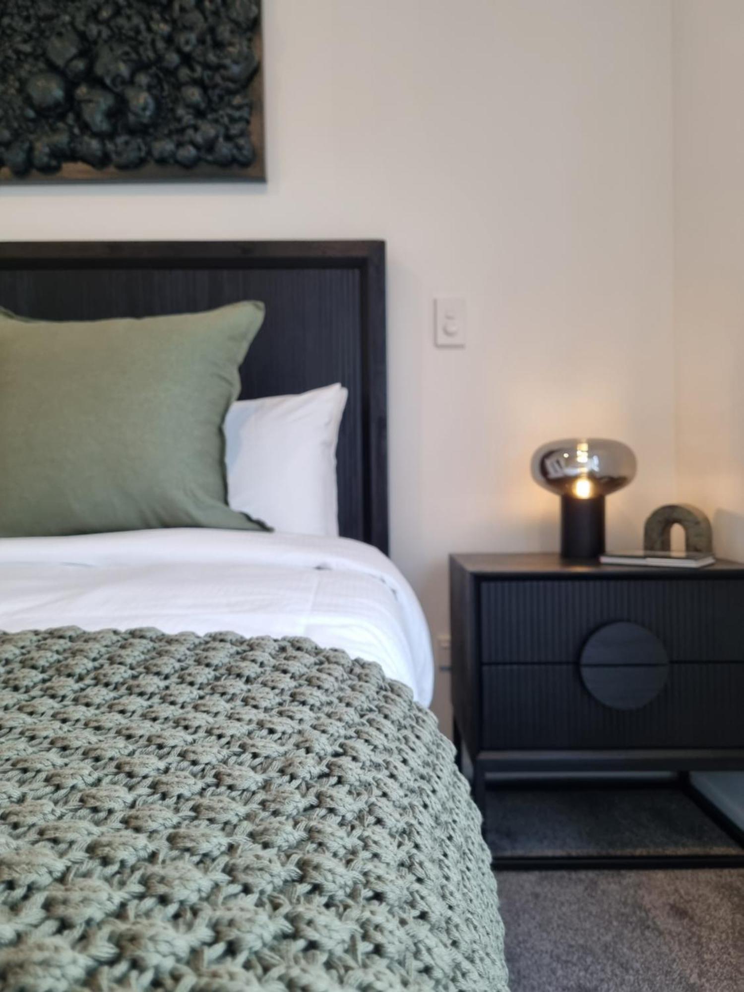 Cloud Nine Elegant Escape Awaits Apartment Christchurch Luaran gambar